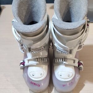 Stylish Kids White and Purple Ski Boots